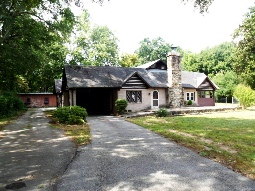 37 Boulevard, Toccoa, GA 30577 photo 1