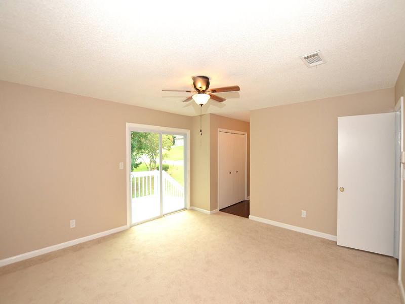 3921 Springleaf Dr, Stone Mountain, GA 30083 photo 12