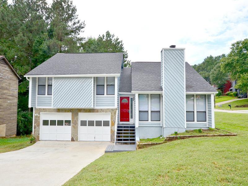 3921 Springleaf Dr, Stone Mountain, GA 30083 photo 1