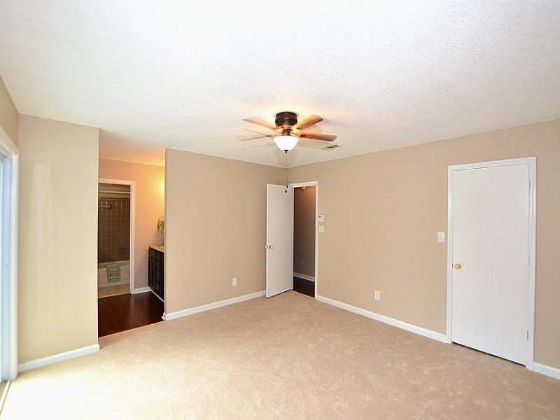3921 Springleaf Dr, Stone Mountain, GA 30083 photo 13