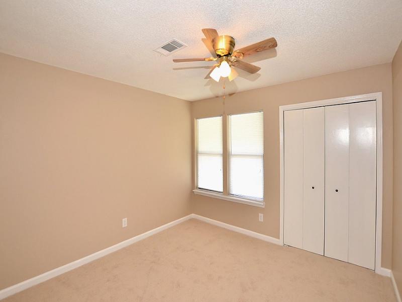3921 Springleaf Dr, Stone Mountain, GA 30083 photo 17
