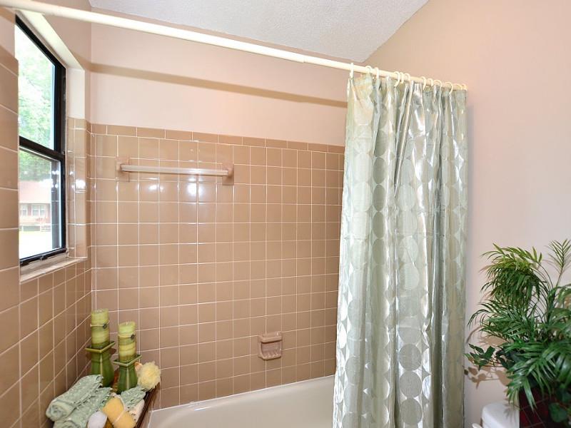 3921 Springleaf Dr, Stone Mountain, GA 30083 photo 15