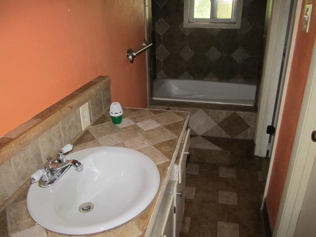 225 Pyne Rd, Lagrange, GA 30240 photo 11