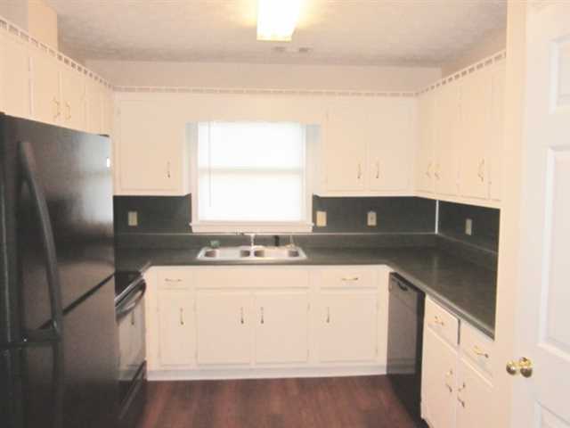 100 Millcrest Dr, Covington, GA 30016 photo 4