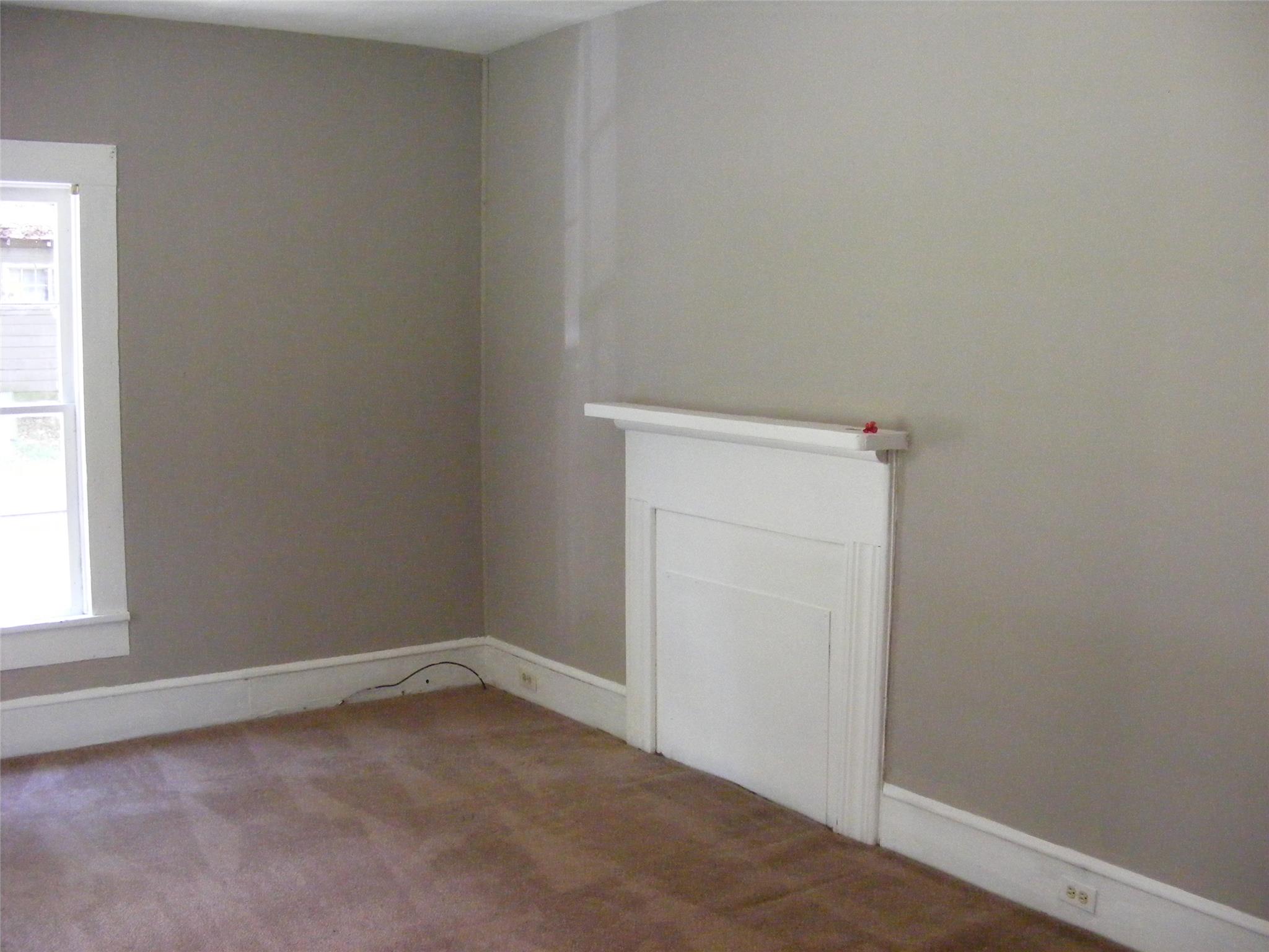 479 Front St, Cornelia, GA 30531 photo 4