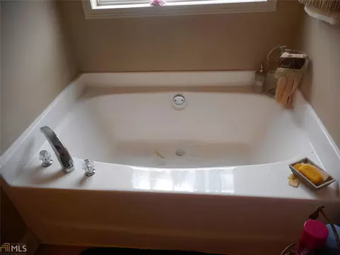 214 Jasmine Ln, Lagrange, GA 30241 photo 9