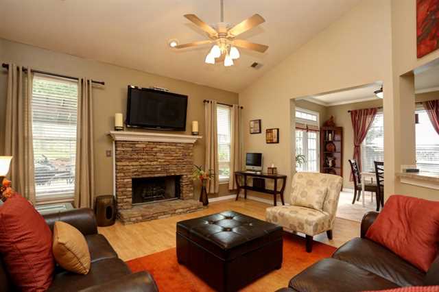 2670 River Summit Dr, Duluth, GA 30097 photo 5
