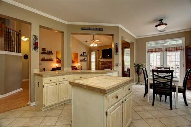 2670 River Summit Dr, Duluth, GA 30097 photo 9