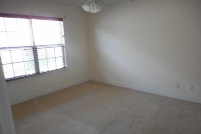 208 Pebble Beach Dr, Perry, GA 31069 photo 11