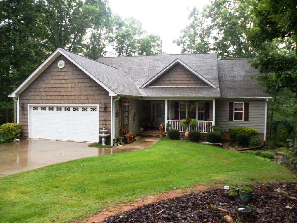 144 Featherwood Dr, Cornelia, GA 30531 photo 1