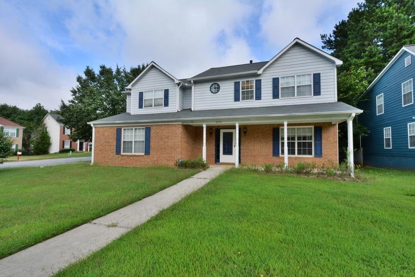 3995 Fallbrook Dr, Duluth, GA 30096 photo 1