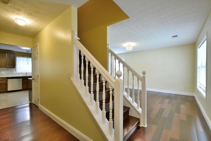 3995 Fallbrook Dr, Duluth, GA 30096 photo 2