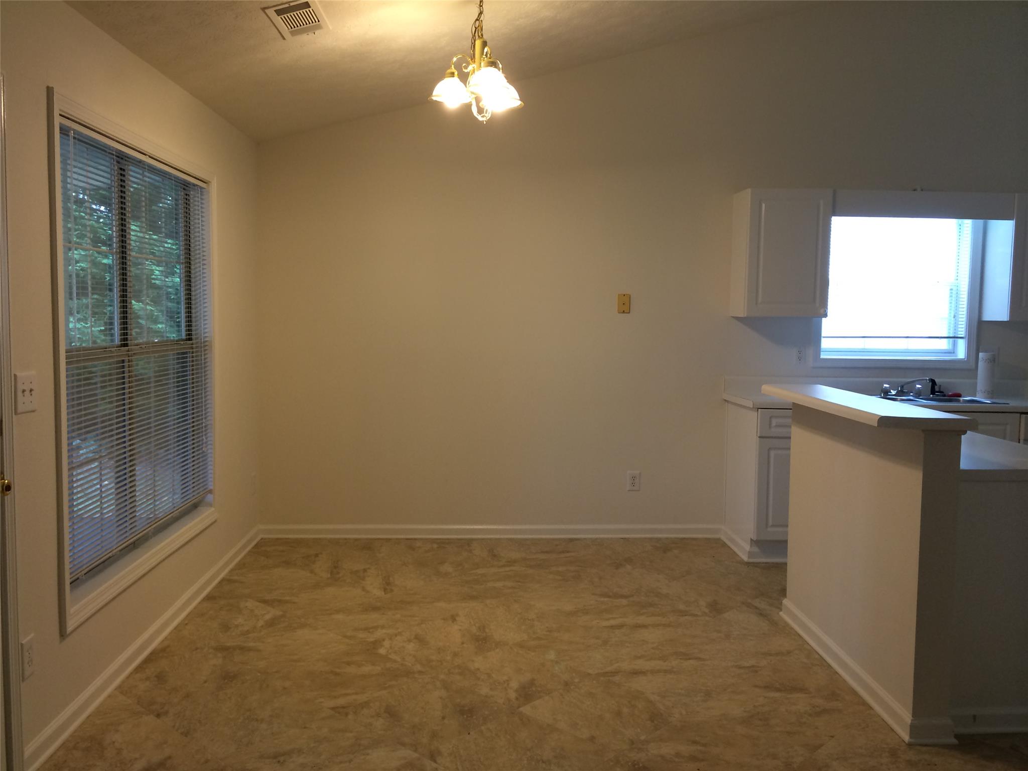 4515 Millerbrook Ct, Duluth, GA 30096 photo 9