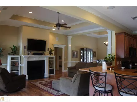 2408 Devon Dr, Albany, GA 31721 photo 2