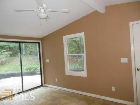 11 Agnes St, Temple, GA 30179 photo 4