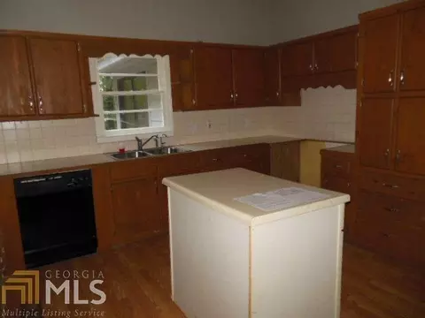 11 Agnes St, Temple, GA 30179 photo 5