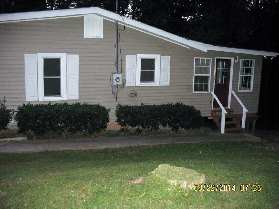 520 Easy St, Toccoa, GA 30577 photo 2
