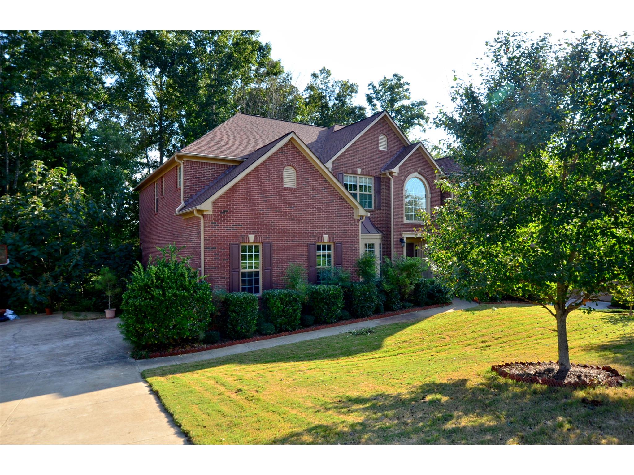 545 Augusta Dr, Canton, GA 30115 photo 1