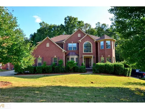 545 Augusta Dr, Canton, GA 30115 photo 2