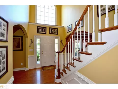 545 Augusta Dr, Canton, GA 30115 photo 3