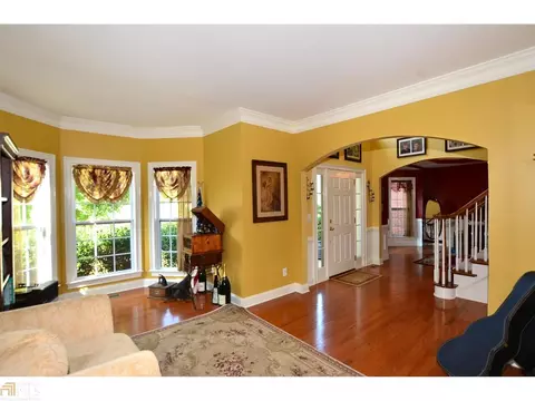 545 Augusta Dr, Canton, GA 30115 photo 4