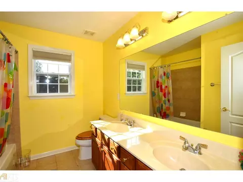 545 Augusta Dr, Canton, GA 30115 photo 17