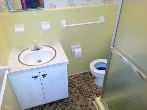 6776 Charles Dr, Morrow, GA 30260 photo 13