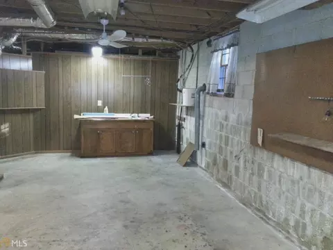 6776 Charles Dr, Morrow, GA 30260 photo 16