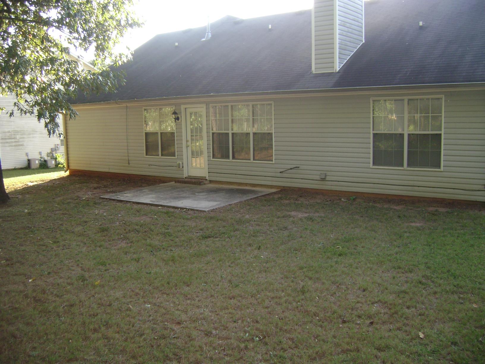20 Tufts Cir, Covington, GA 30016 photo 2