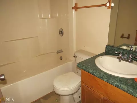109 Farmer Rd, Toccoa, GA 30577 photo 9