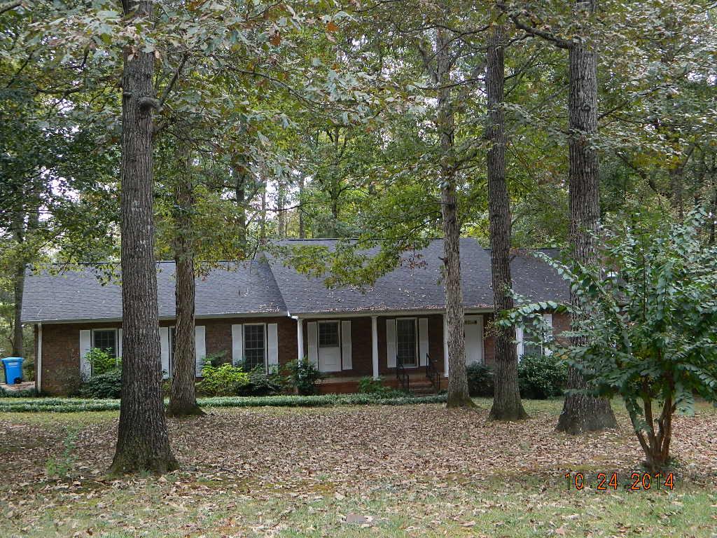 121 Delia Dr, Commerce, GA 30529 photo 2