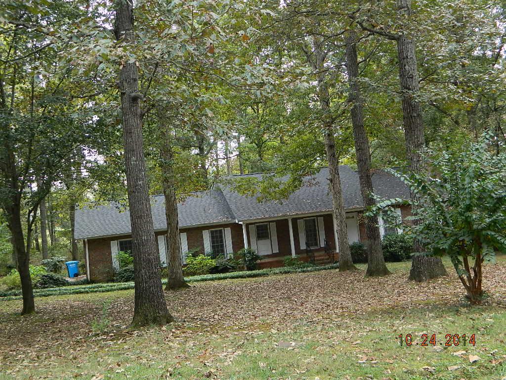 121 Delia Dr, Commerce, GA 30529 photo 3