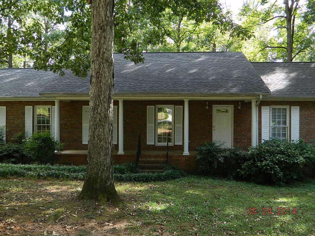 121 Delia Dr, Commerce, GA 30529 photo 1