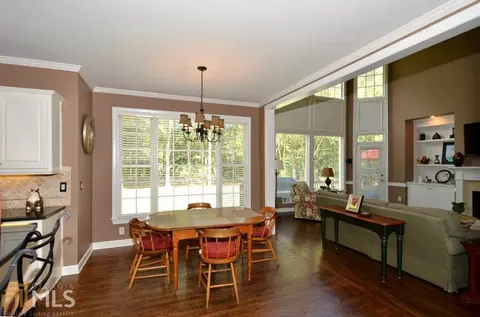 1433 Riverview Run Ln, Suwanee, GA 30024 photo 6