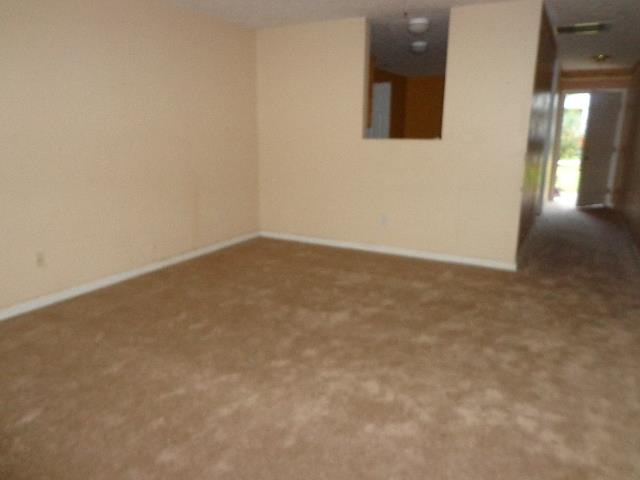 106 4th St, Thomaston, GA 30286 photo 3