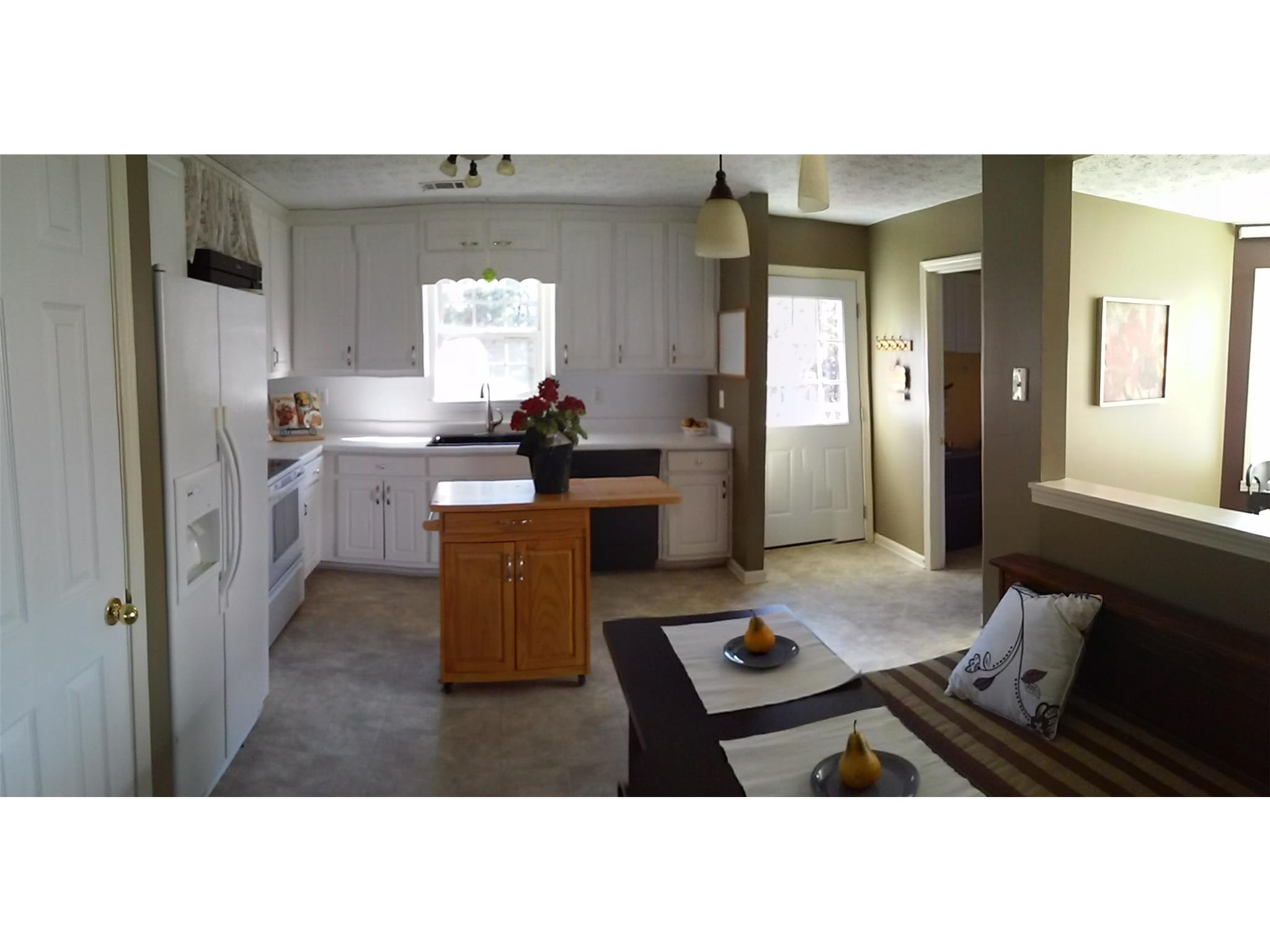 404 Caseys Dr, Winder, GA 30680 photo 6