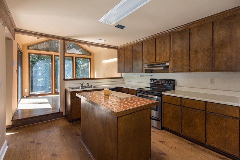 4037 Howell Ferry Rd, Duluth, GA 30096 photo 6
