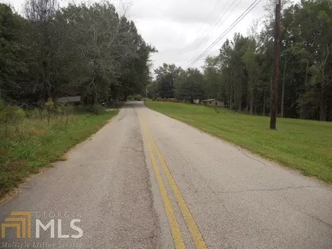 2879 Outer Cir, Gainesville, GA 30507 photo 3