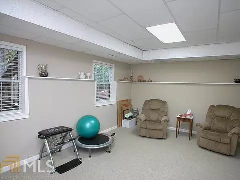 5024 Farmbrook Ln, Gainesville, GA 30507 photo 19