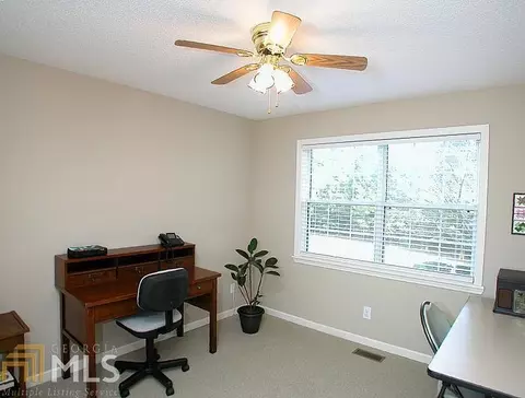 5024 Farmbrook Ln, Gainesville, GA 30507 photo 11
