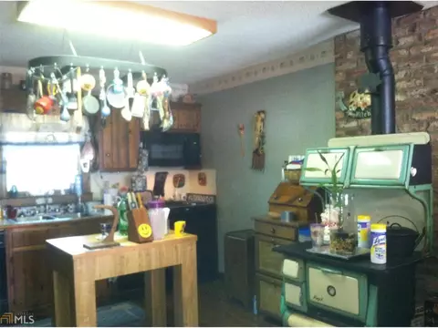 3341 Evans Mill Rd, Lithonia, GA 30038 photo 5