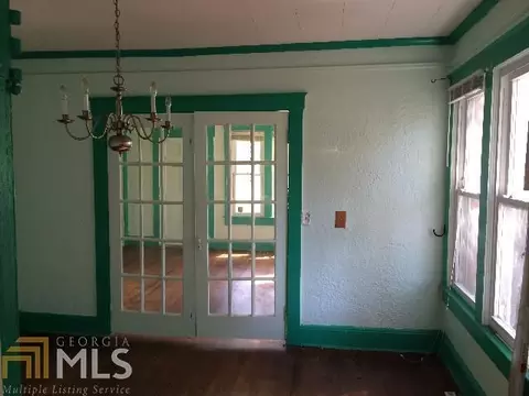 598 E Walnut St, Jesup, GA 31546 photo 8