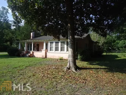 598 E Walnut St, Jesup, GA 31546 photo 1