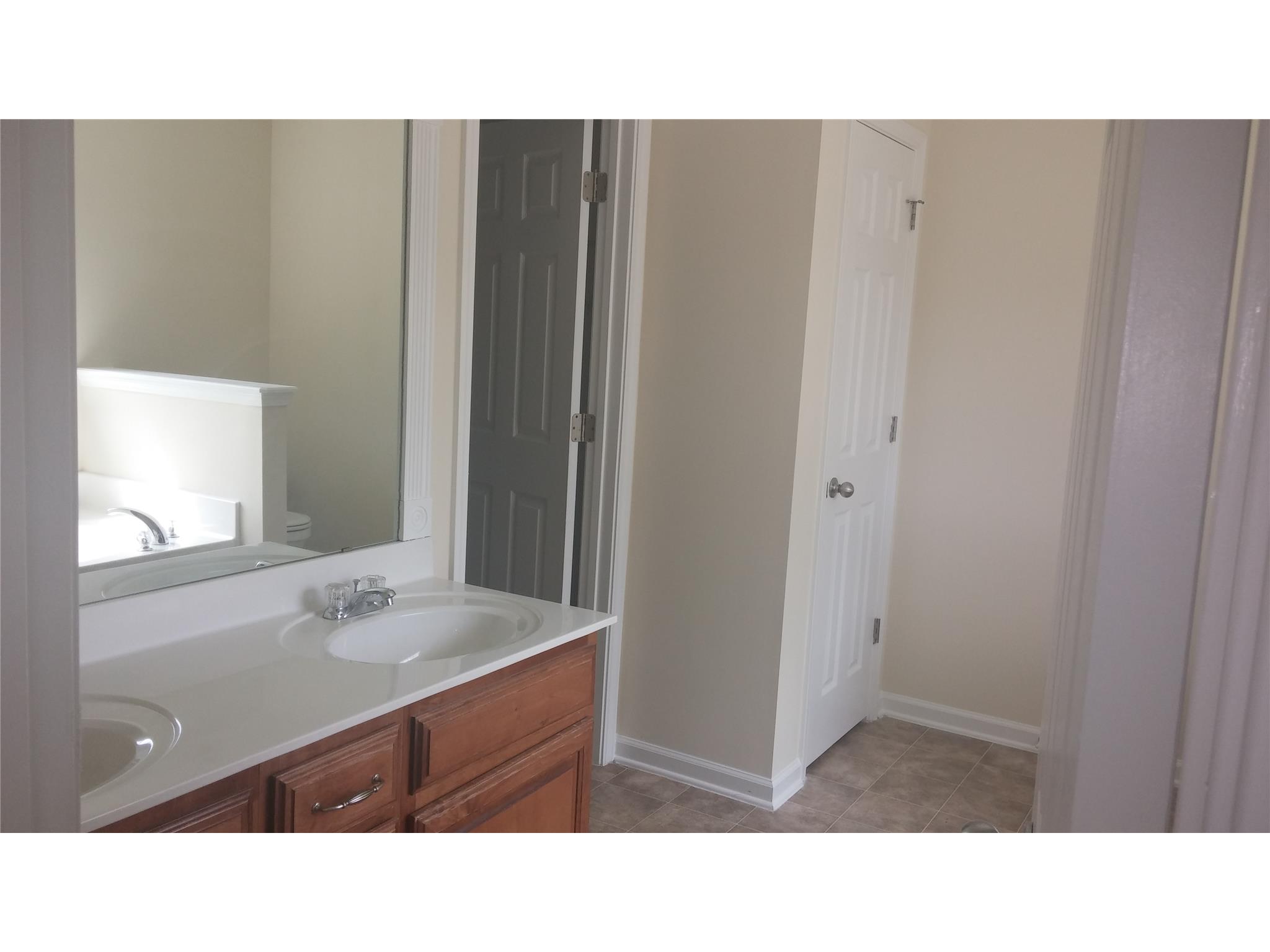 1299 Candler Ct, Morrow, GA 30260 photo 17