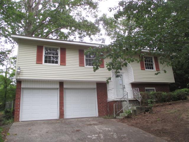 6402 Monica Dr, Morrow, GA 30260 photo 1