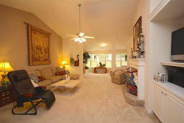 85 Queensland Ln, Covington, GA 30016 photo 3