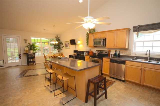 85 Queensland Ln, Covington, GA 30016 photo 12