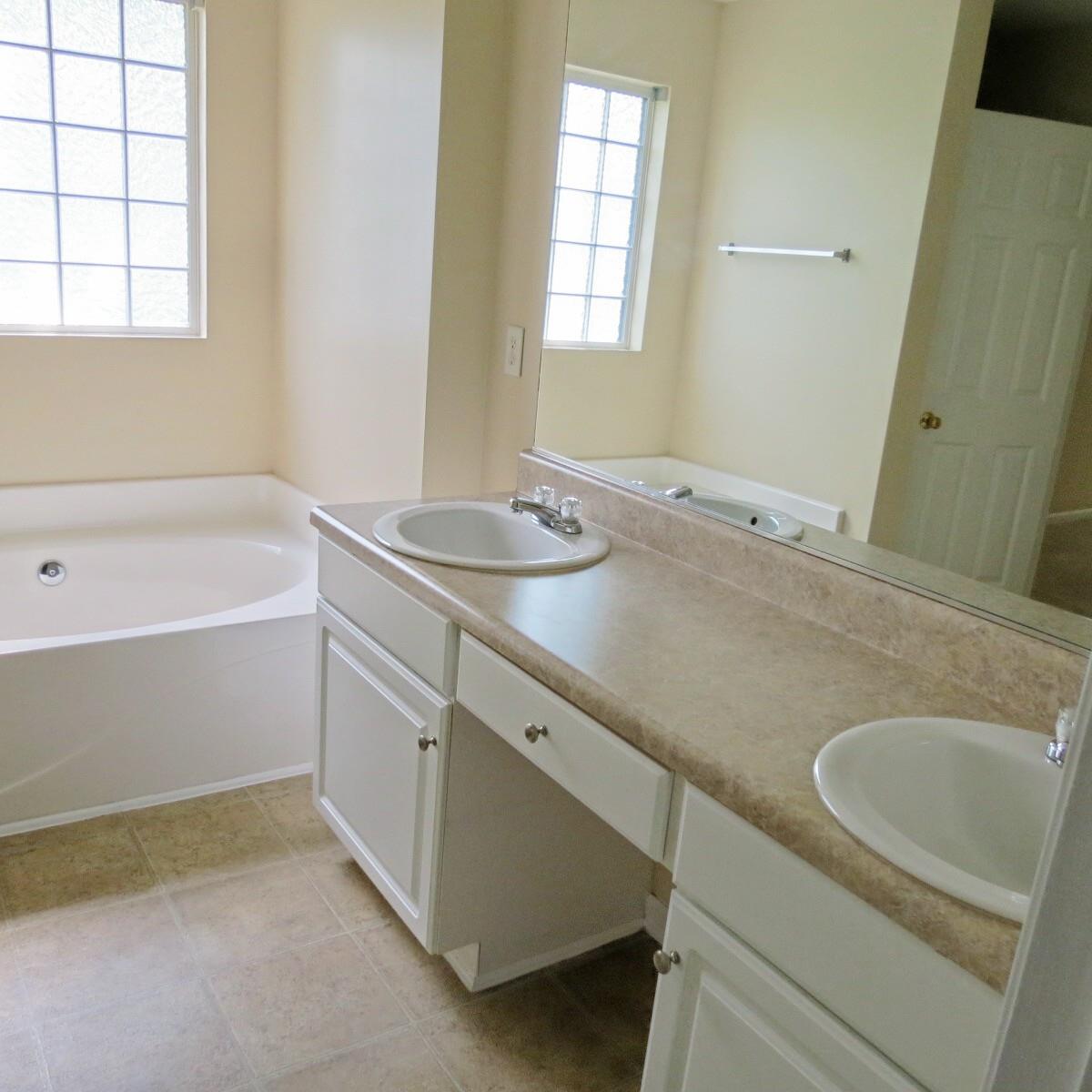310 Summit View Dr, Mcdonough, GA 30253 photo 13