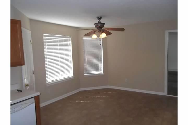 518 Michael Cir, Monroe, GA 30655 photo 7