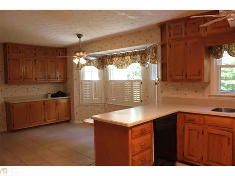 1141 Golfview Ter, Monroe, GA 30655 photo 12
